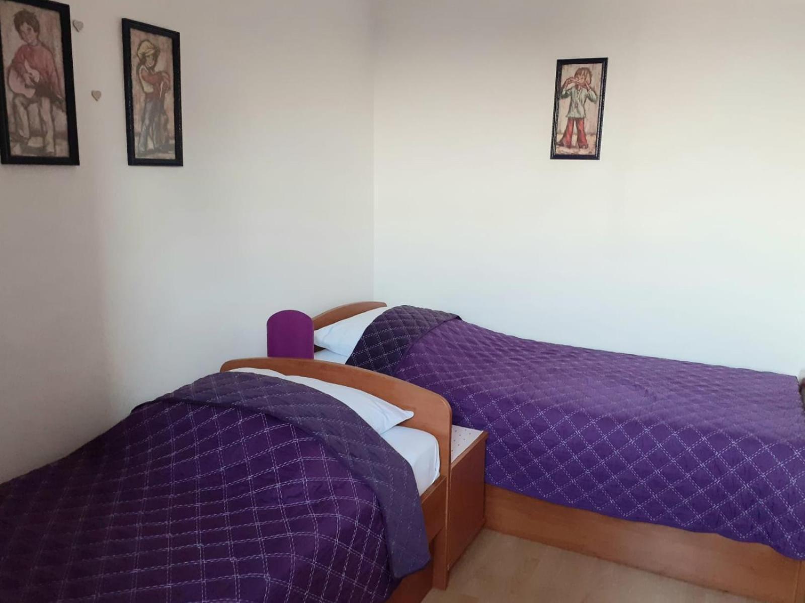 Apartments Borovina Bol Pokoj fotografie