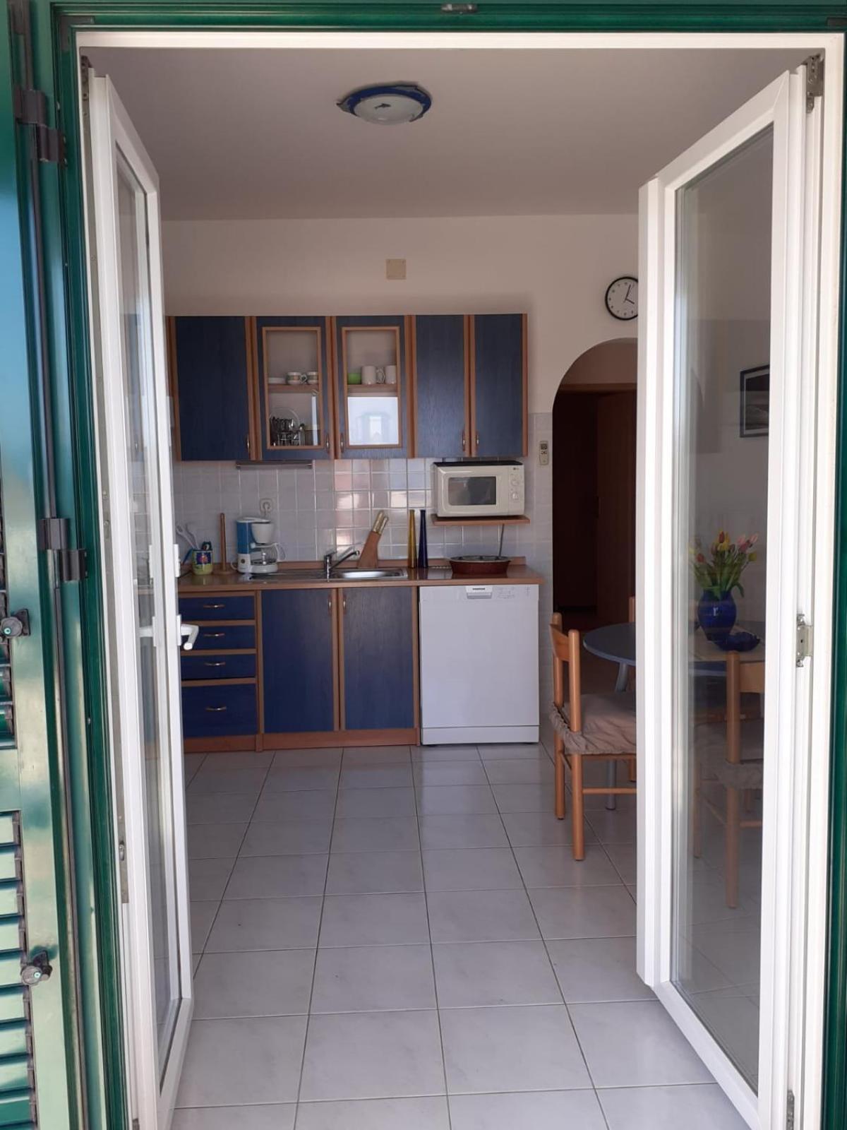 Apartments Borovina Bol Pokoj fotografie